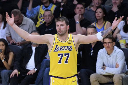Luka Doncic, 60 de puncte împotriva lui Miami Heat/Foto: Imago Images