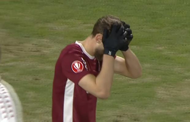 Alibek Aliev a oferit ratarea play-off-ului » Din 4 metri și cu poarta goală, a cruțat-o pe Rapid!