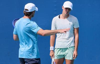Surpriza turneului la Miami Open! Iga Swiatek, eliminată în turul secund de o compatrioată: „Sunt puțin confuză”