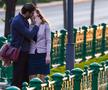 După masa în familie, bucureștenii au ieșit la plimbare prin oraș, încercând să-și recapete ritmul normal de viață dinainte de COVID-19