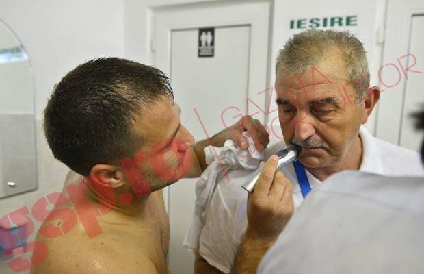 EXCLUSIV VIDEO Fabulos! Cum a salvat-o Ionuț Popa de la retrogradare pe Poli Timișoara: „A visat noaptea că trebuie să mergem la Arsenie Boca!”