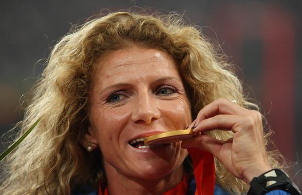 Constantina Diță, campioană olimpică la Beijing, își aduce aminte și acum fiecare moment al cursei de aur: „Medalia o țin într-un seif, cred că e mai sigur așa”
