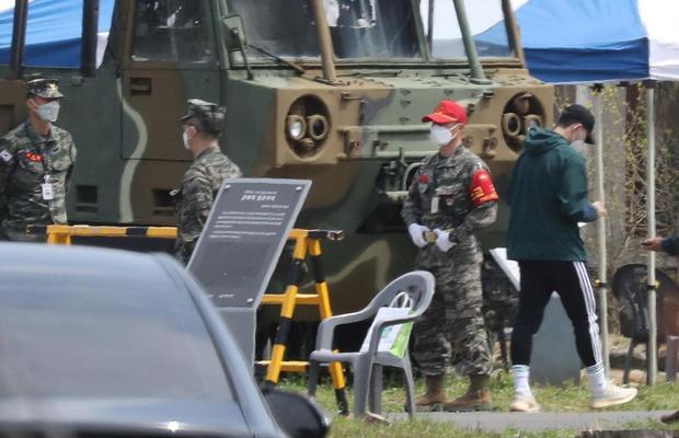 Sud-coreeanul Son Heung-min a început instrucția la marină, pe insula Jeju