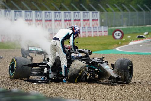 George Russell i-a dat o palmă lui Valtteri Bottas după incidentul de la Imola FOTO