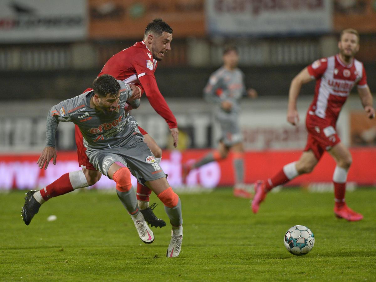 Dinamo - UTA 0-1 » Praf și pulbere! „Câinii” rămân la retrogradare după un nou dezastru