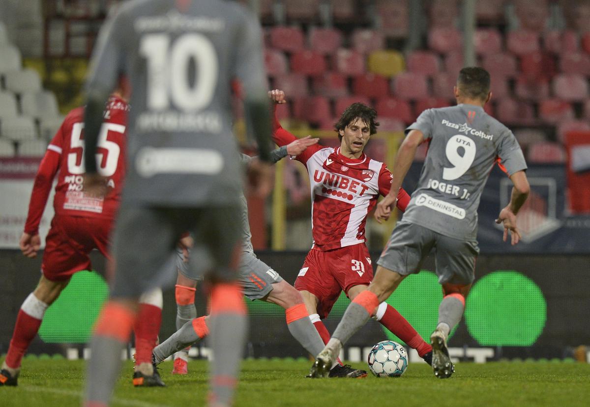 Un fost conducător de la Dinamo explică unde a greșit clubul: „Tu ai datorii și faci asta?”