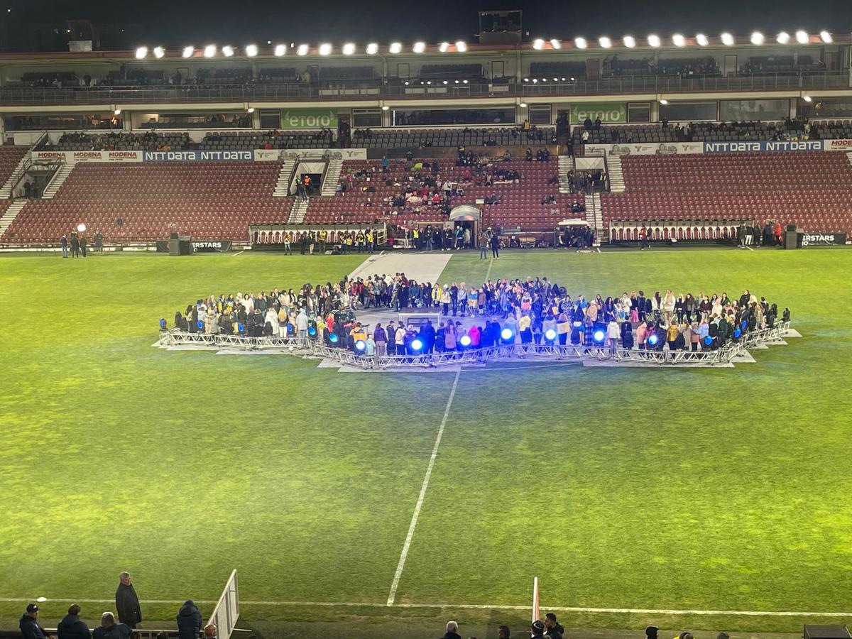 „Slava Ukraini!” » Imagini de la CFR Cluj - Dinamo Kiev, amicalul caritabil pentru Ucraina