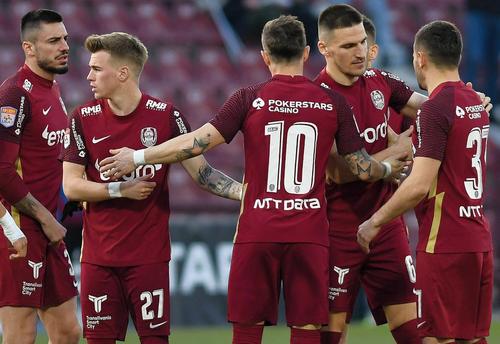 Mihai Bordeianu (în dreapta) nu mai prinde echipa la CFR  / FOTO: Imago Images