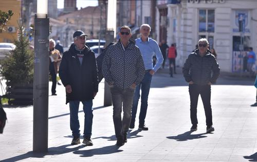 Mereu tineri, câțiva membri ai Craiovei Maxima, Beldeanu, Cămătaru, Lung și Cârțu