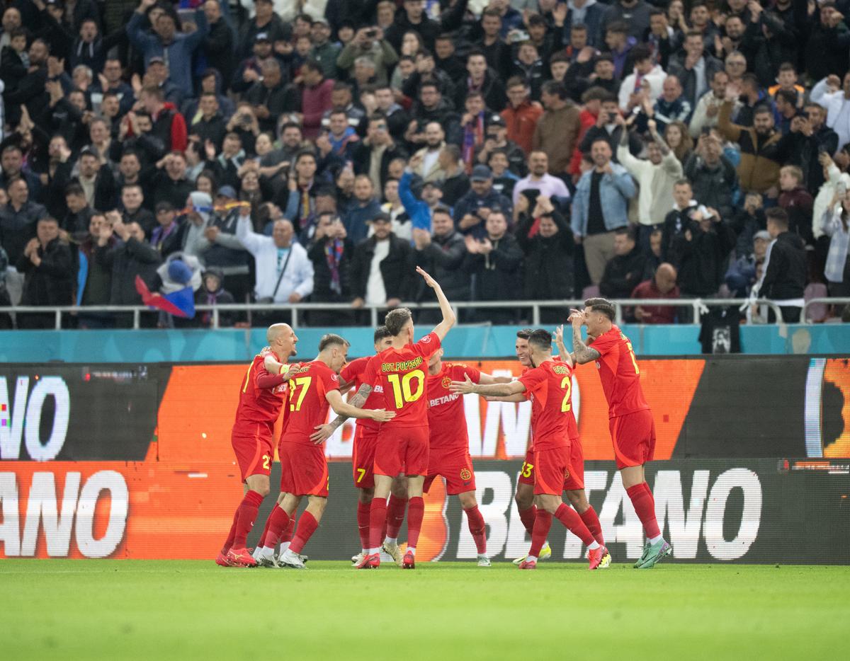 Cele mai spectaculoase imagini de la FCSB - Rapid