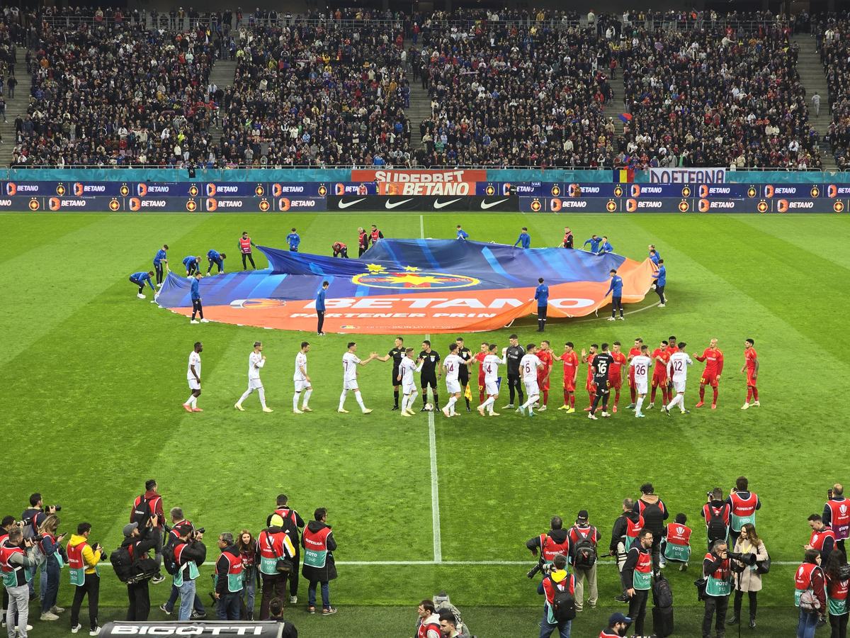 Cele mai spectaculoase imagini de la FCSB - Rapid