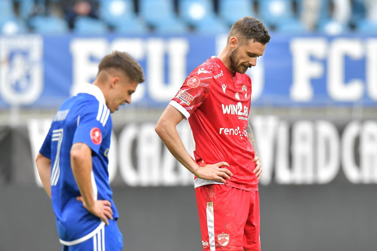 FCU Craiova - Dinamo, imagini de meci