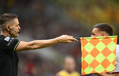 Gol anulat la FCSB - Rapid » Primul verdict al specialistului consultat de GSP