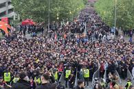 NEBUNIE la Arena Națională » Mii de oameni s-au înghesuit la porți înainte de FCSB - Rapid
