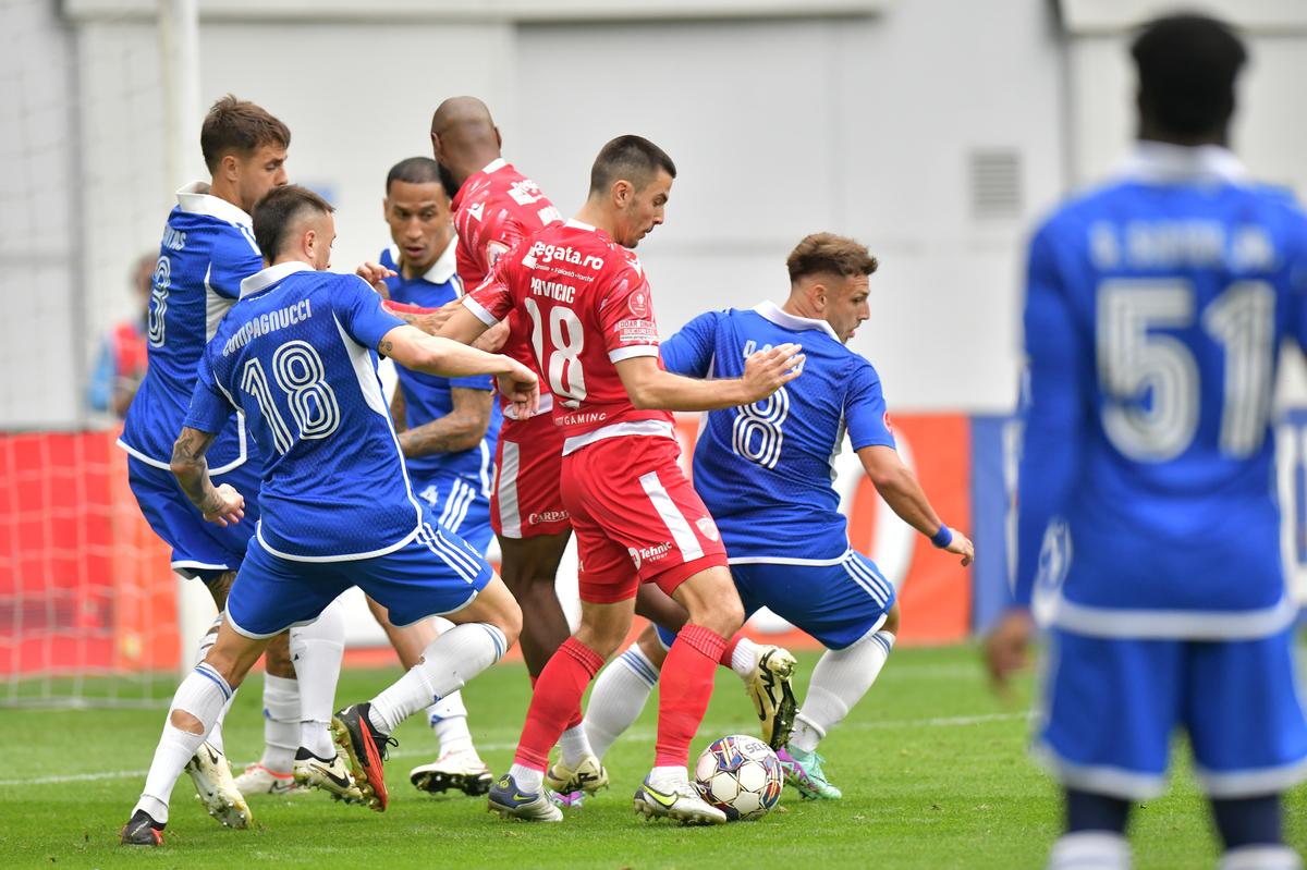 Notele GSP, după FCU Craiova - Dinamo 1-1 » Doi antrenori cu lipsuri mari și un MVP surpriză