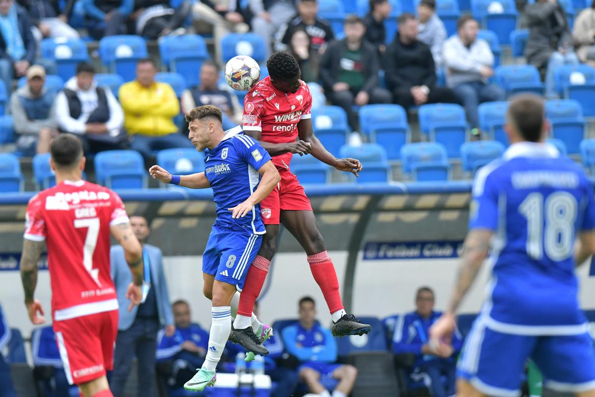 FCU Craiova - Dinamo, imagini de meci