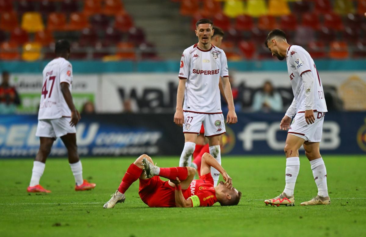 Note de la 4 la 8 în derby-ul FCSB - Rapid » Cine s-a remarcat și cine a dat greș: „Și-a complicat iar existența în raport cu Becali”
