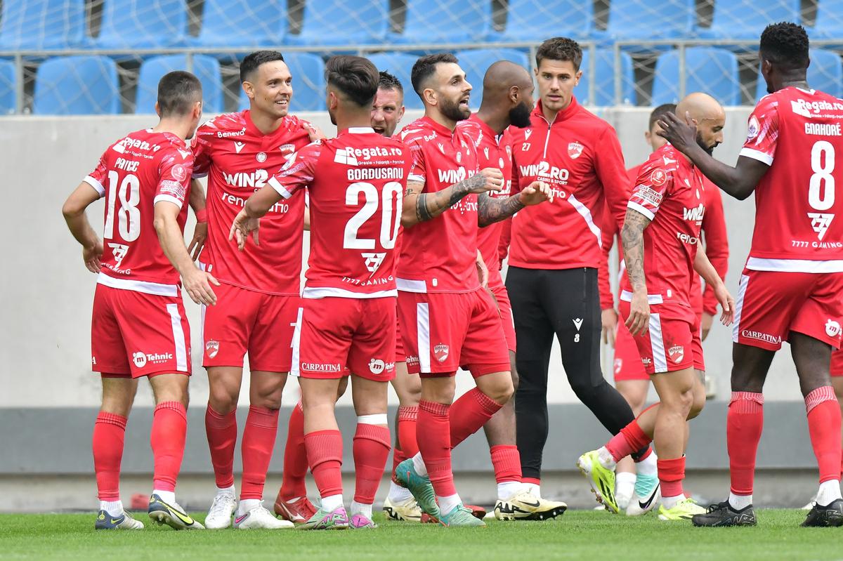 Notele GSP, după FCU Craiova - Dinamo 1-1 » Doi antrenori cu lipsuri mari și un MVP surpriză