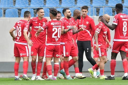 FCU Craiova - Dinamo, imagini de meci