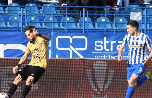 Poli Iași urcă pe loc de baraj cu ajutorul lui Vâlceanu » Portarul Voluntariului le-a făcut „cadou” două goluri moldovenilor