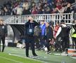 Incredibil ce a apărut pe ecusonul lui Șumudică la Rapid - U Cluj » Detaliul surprins de fotograful Gazetei