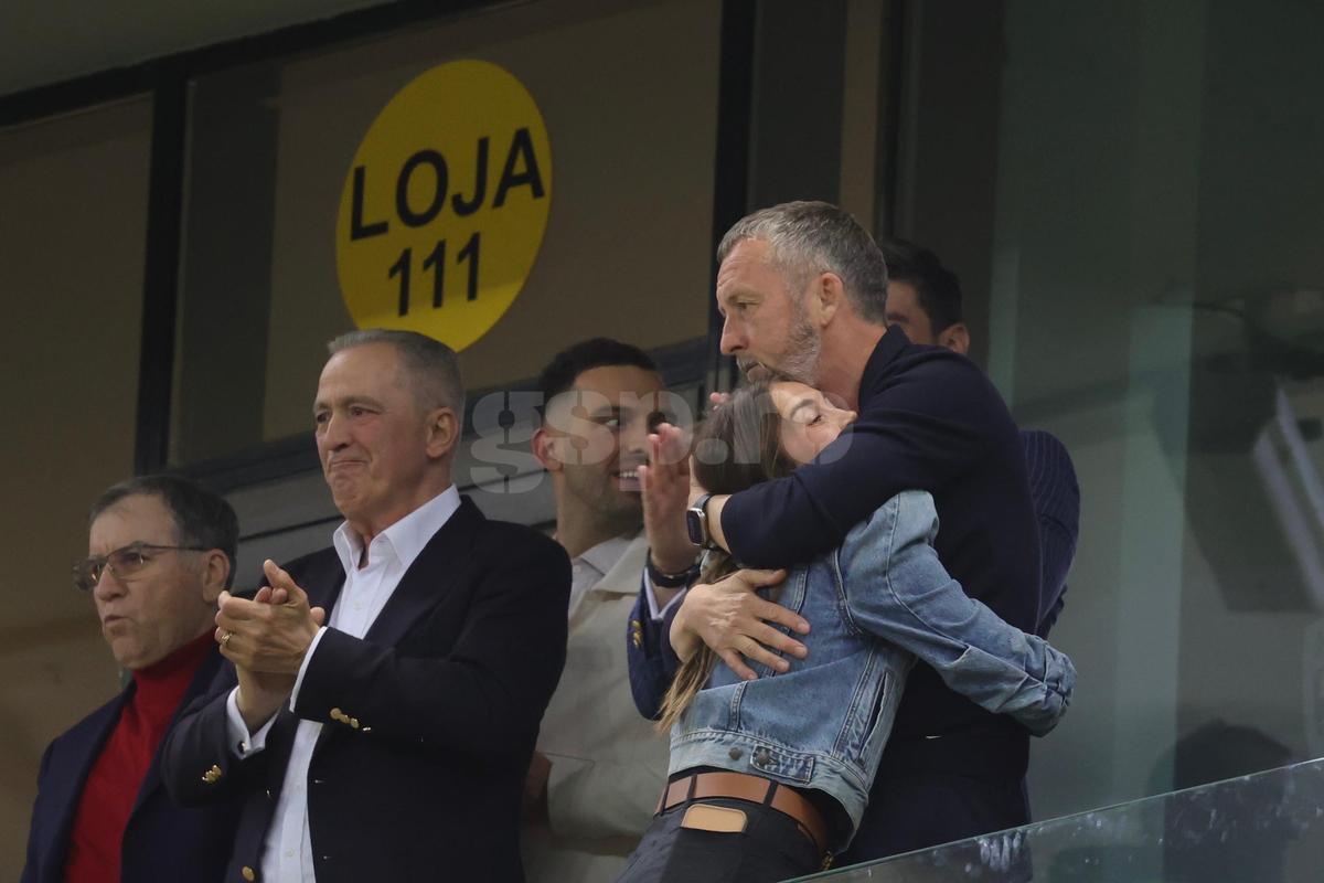 Nume cunoscute în tribunele Arenei Naționale la FCSB - CFR Cluj