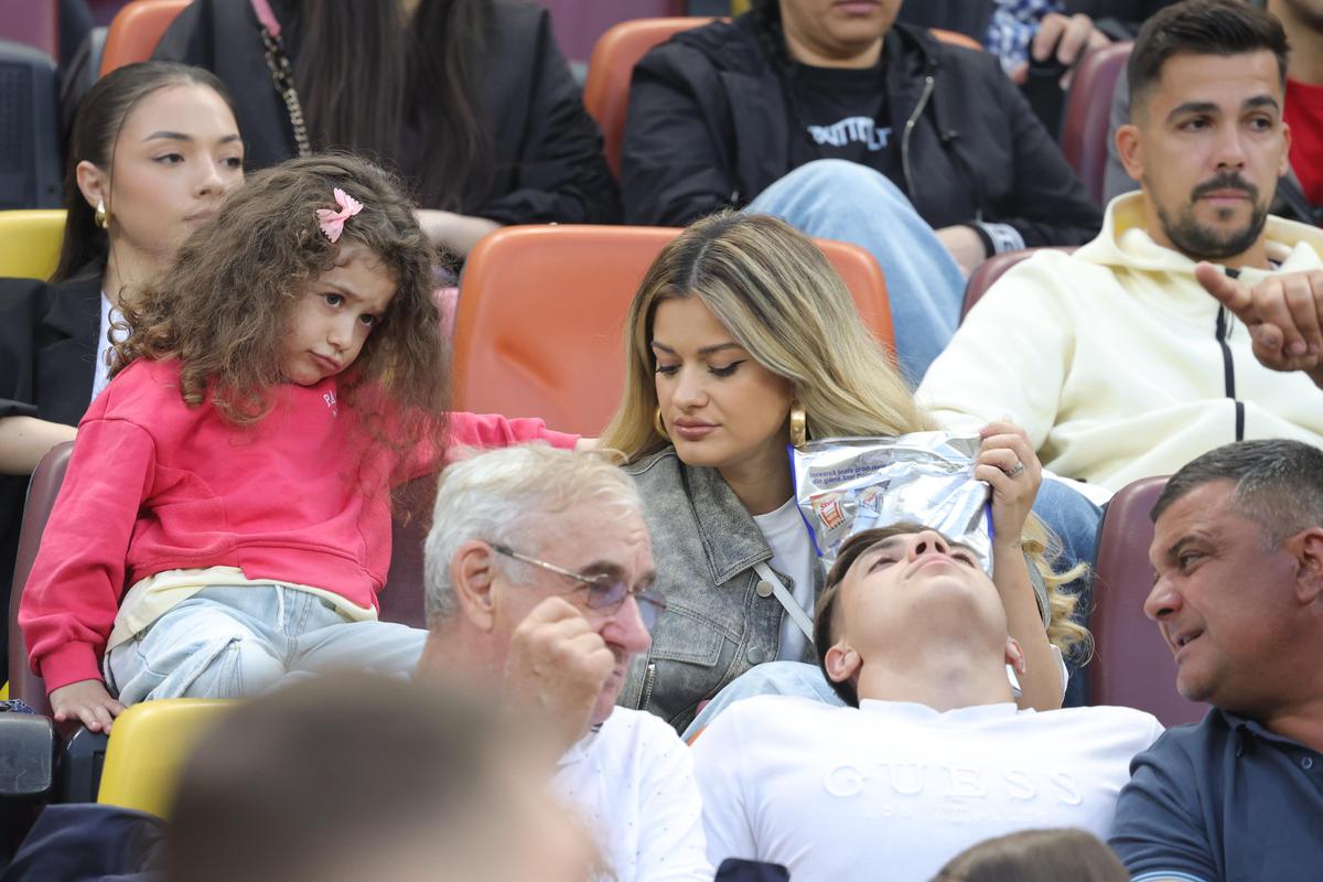Nume cunoscute în tribunele Arenei Naționale la FCSB - CFR Cluj