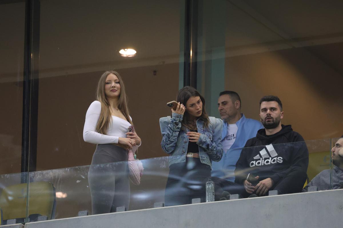 Numărul oficial de spectatori prezenți la FCSB - CFR Cluj » Cine a atras privirile pe Arena Națională: o prezență nelipsită și un „maratonist” al zilei