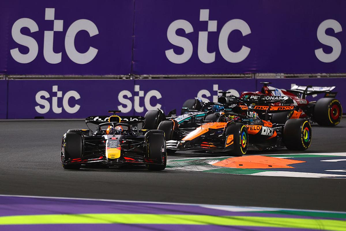 Max Verstappen s-a abținut cu greu după Marele Premiu de Formula 1 din Arabia Saudită: „Nu voi spune ce gândesc, lumea a devenit prea sensibilă”