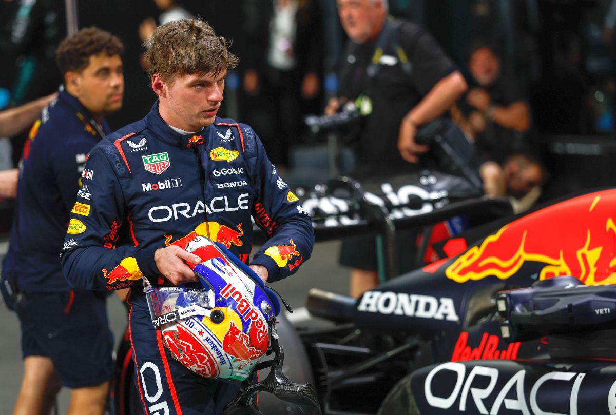 După ce a pierdut victoria în Arabia Saudită, Verstappen a rostit doar 46 cuvinte după cursă: „Voi fi scurt!”