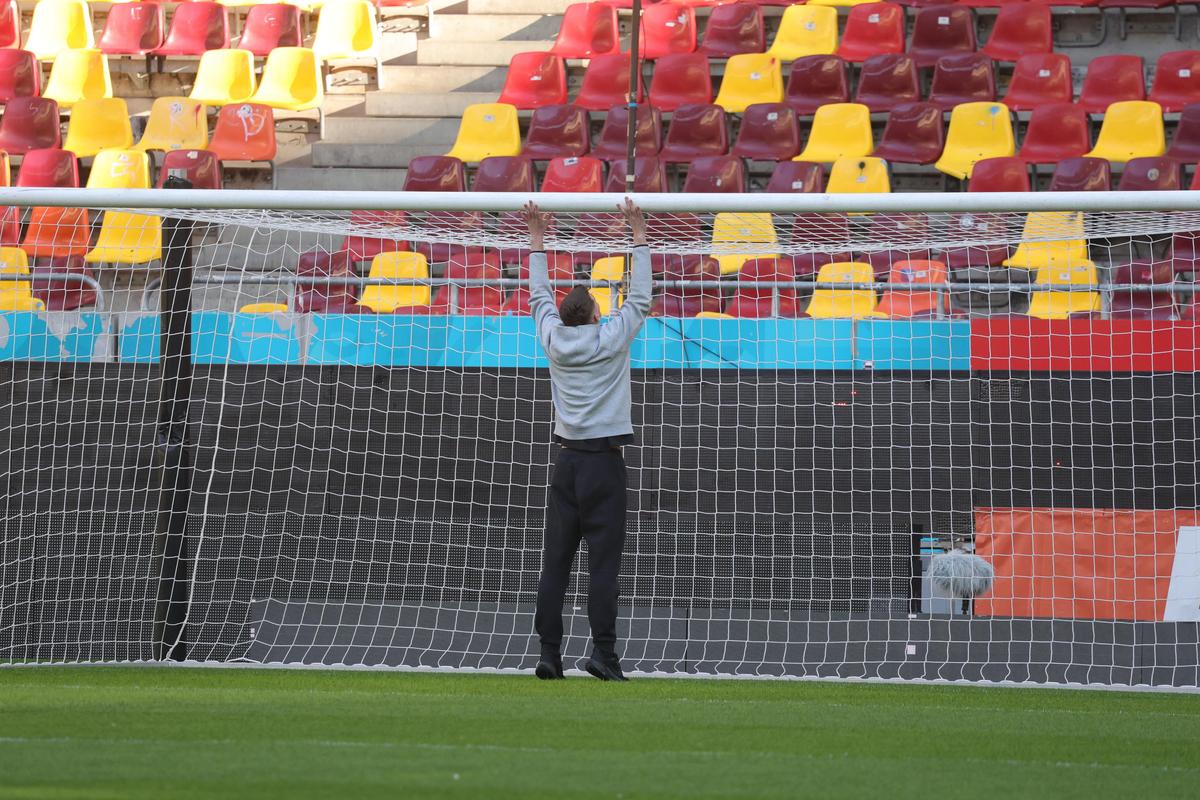 Imagini de la încălzire înainte de FCSB - CFR Cluj