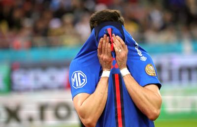 Alarmă la FCSB » Stâlpul din sezonul trecut e groggy, iar Becali se gândește să-l scoată din echipă