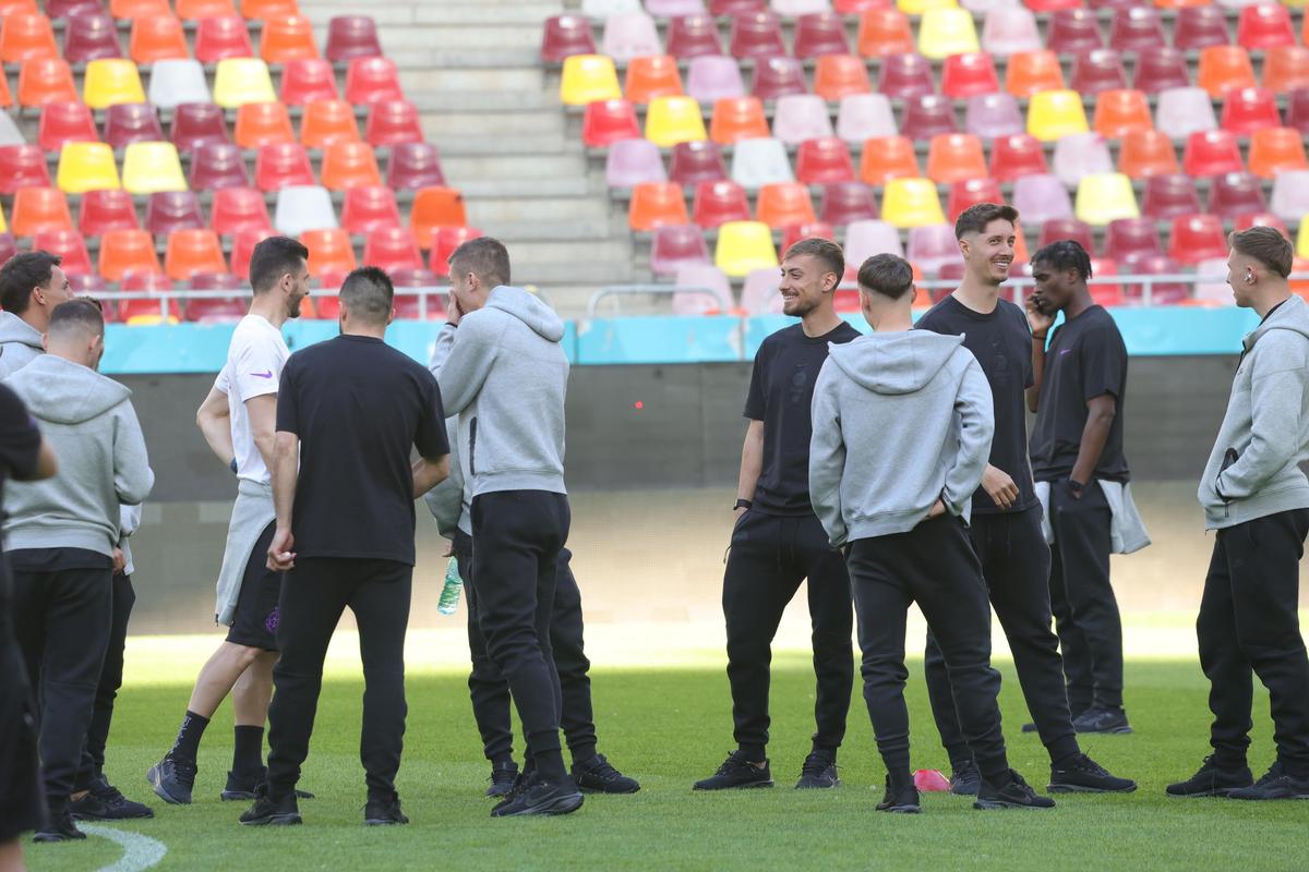 Imagini de la încălzire înainte de FCSB - CFR Cluj