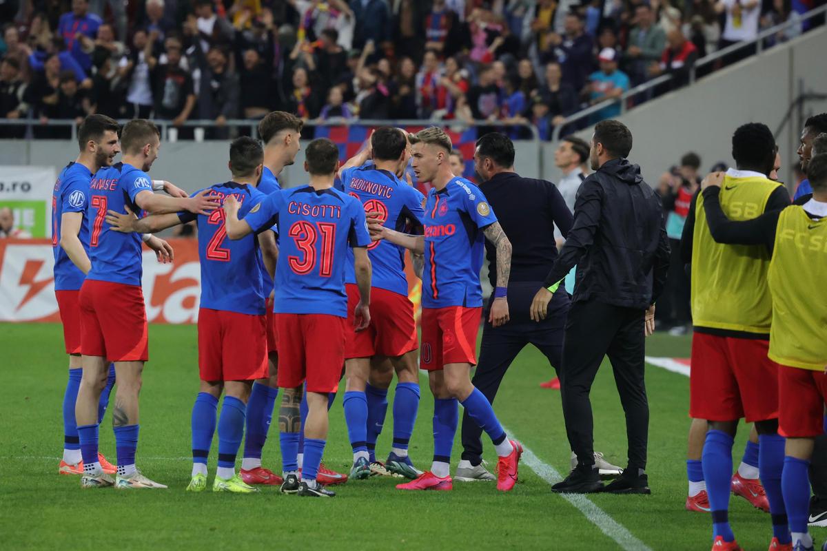 Dan Petrescu, uluit după eșecul cu FCSB: „N-am mai văzut așa ceva. Doamne ferește!”
