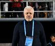 Incredibil ce a apărut pe ecusonul lui Șumudică la Rapid - U Cluj » Detaliul surprins de fotograful Gazetei