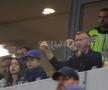 Mihai Stoica a oferit imaginile serii după FCSB - CFR Cluj: cum a trăit în lojă finalul dramatic și pe cine a îmbrățișat după succes