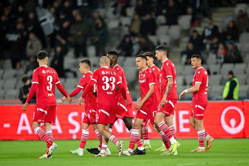 Dinamo plătește 300.000 lei amenzi din cauza locului ocupat de Peluza Sud, foto: Imago Images