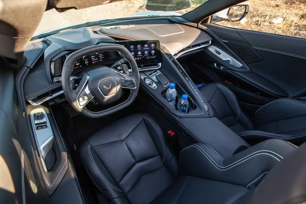Cum arată Chevrolet Corvette, mașina sport care va ajunge și în România