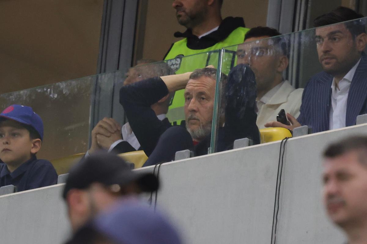 Nume cunoscute în tribunele Arenei Naționale la FCSB - CFR Cluj