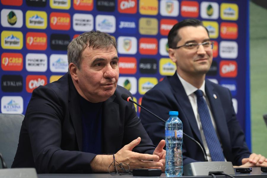 Gică Hagi și Răzvan Burleanu / FOTO: Ionuț Iordache (GSP.ro) Schimbare majoră în Superliga » Modelul pe care LPF vrea să-l preia din Austria: „Altfel n-o să producem rezultate”