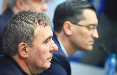 La instalare, Gică Hagi a oferit un moment emoționant: „Mircea Lucescu m-a dorit, e profesorul meu!”