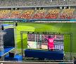 Cine e fostul fotbalist care s-a pozat cu Gică Hagi la evenimentul FRF de astăzi: au intrat în vestiarul Stelei în aceeași zi