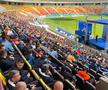 Cine e fostul fotbalist care s-a pozat cu Gică Hagi la evenimentul FRF de astăzi: au intrat în vestiarul Stelei în aceeași zi