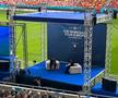 Cine e fostul fotbalist care s-a pozat cu Gică Hagi la evenimentul FRF de astăzi: au intrat în vestiarul Stelei în aceeași zi