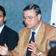 Gică Hagi și instalarea la națională din 2001 / FOTO: Gazeta Sporturilor