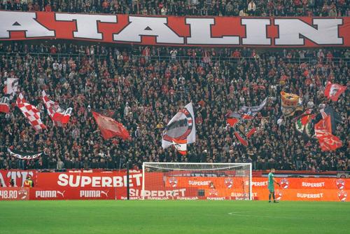 Fanii lui Dinamo // FOTO: Facebook @Dinamo Bucuresti