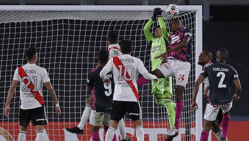 River Plate a jucat cu un mijlocaș în poartă și a câștigat în Copa Libertadores!