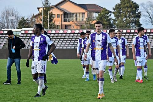 Piteștenii au ratat dramatic clasarea pe un loc de „baraj”. Sursă foto: Facebok Fotbal Club Argeș Pitești