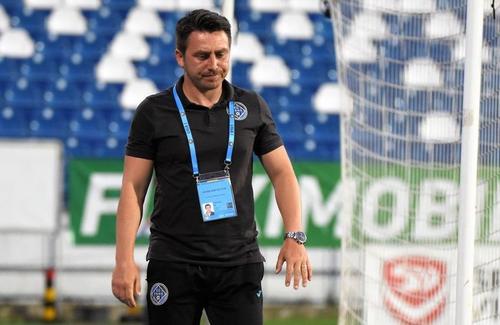 Academica Clinceni a învins-o pe Sepsi, scor 2-1, și a urcat pe locul 5 în play-off. Ilie Poenaru (44 de ani) și-a felicitat elevii, dar nu știe ce se va întâmpla sezonul următor.
