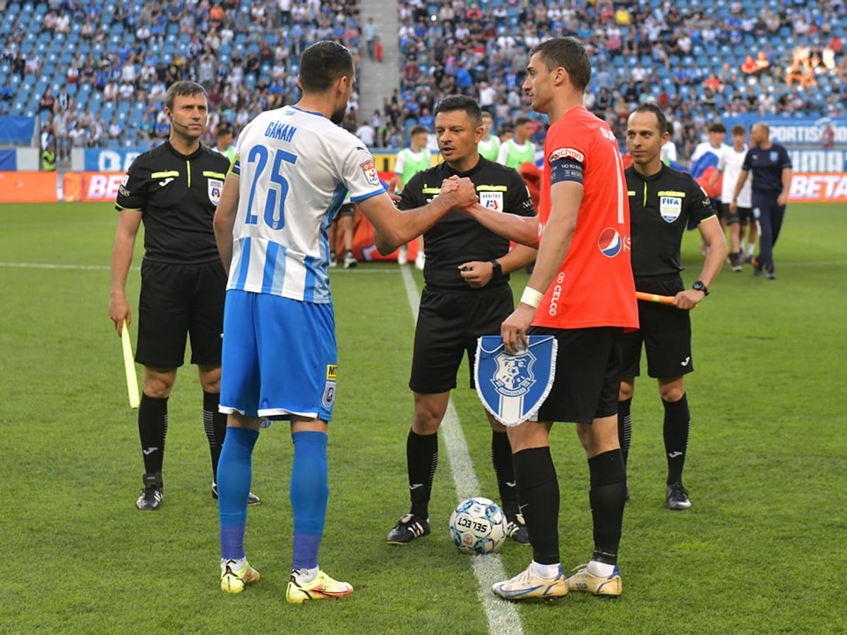 Laurențiu Reghecampf, cu gândul la barajul cu FC Botoșani: „E mult mai important pentru noi decât meciul ăsta” + acuză suspendarea lui Bancu: „E exagerată”